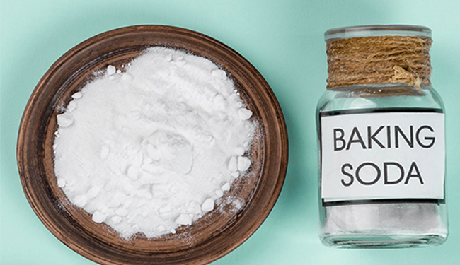 Apply Baking Soda to Your Hands