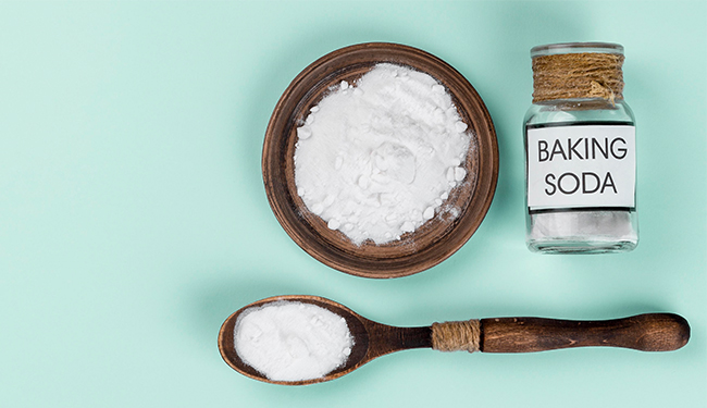 Sprinkle Baking Soda To Neutralize the Smoke Smell