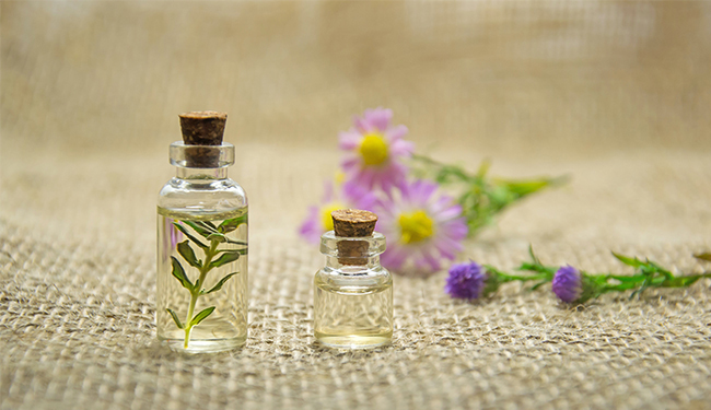 Using essential oil to eliminate the smoke odor