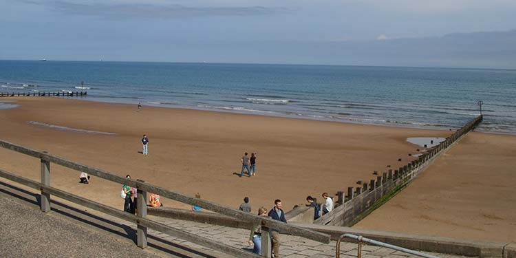 Enjoy the Beachfront at Aberdeen Beach 