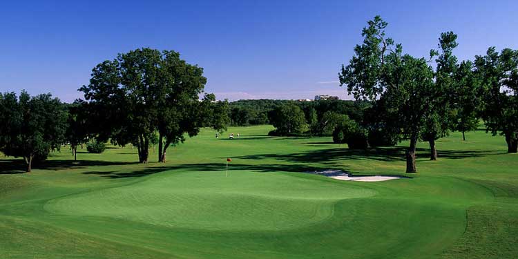 Check Your Golf Skill at the Grapevine Golf Course