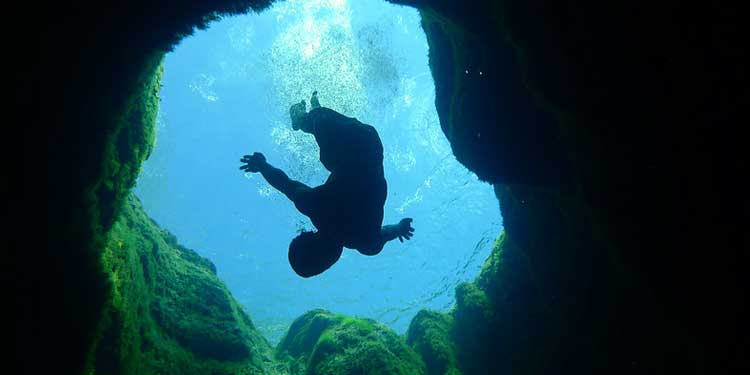 Cliff Diving at the Jacob’s Well Natural Area