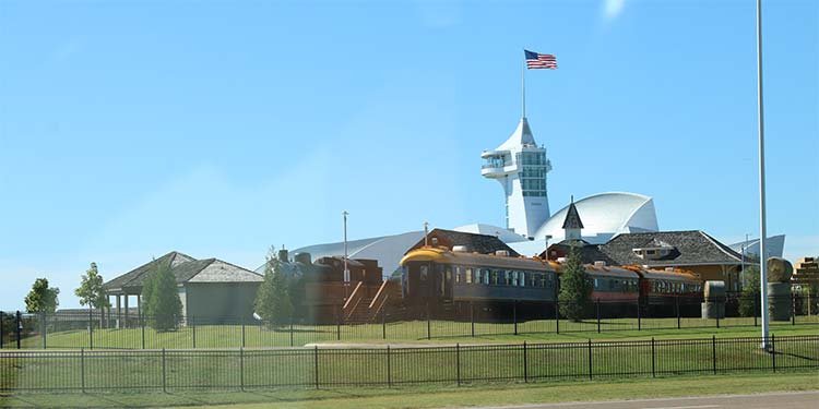 Discovery Park of America