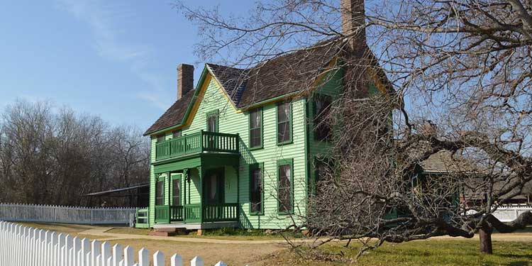 Learn History at the Nash Farm