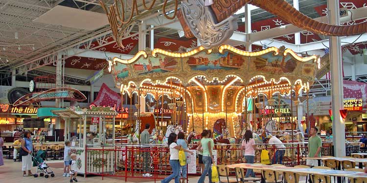 Shopping and Entertainment at the Grapevine Mills