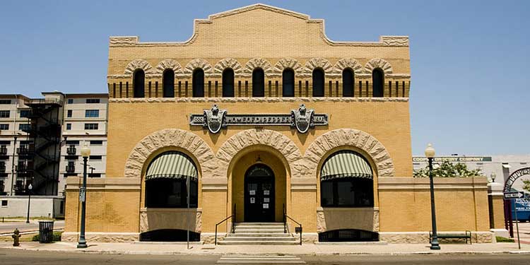 Take a Sip of different flavors of drinks at the Dr. Pepper Museum 