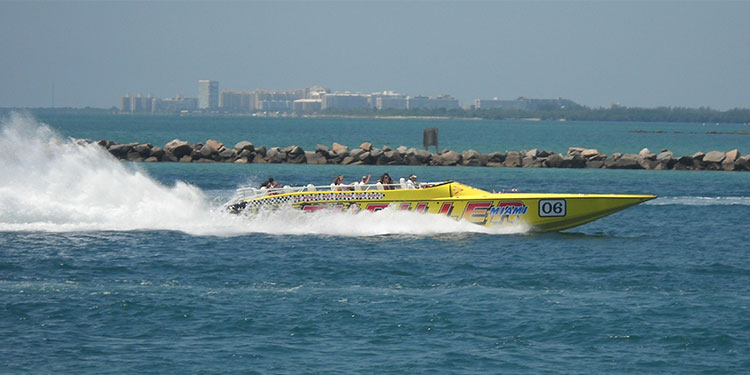 speedboat tours