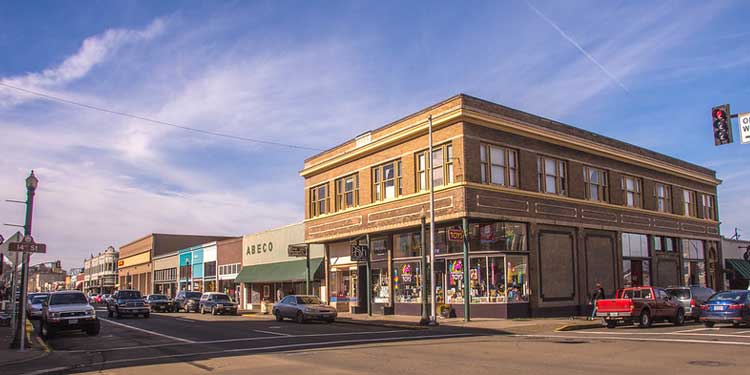 Explore the Downtown Astoria