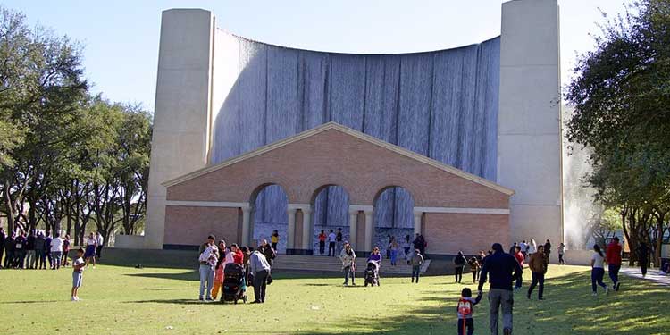 Gerald D. Hines Waterwall Park