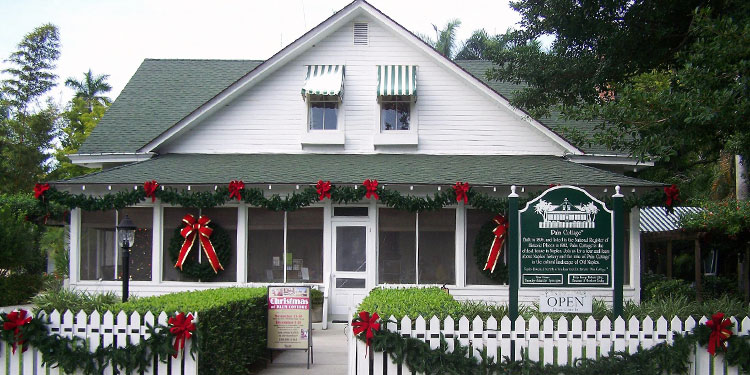 Historic Palm Cottage