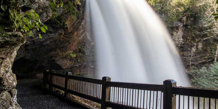 A Must-Visit to the Dry Falls