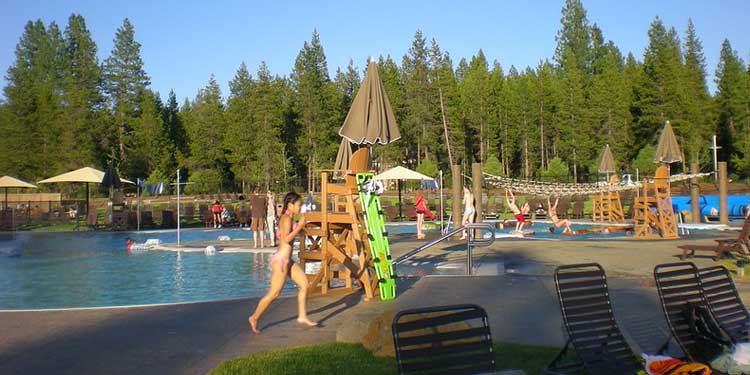 Cool Off at the Sunriver Homeowners Aquatic & Recreation Center (SHARC)