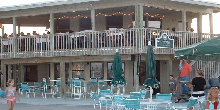 Enjoy the Waterfront Dining at Oceanfront Grille