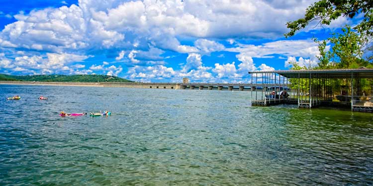 Go Hiking and Boating Around the Table Rock Lake