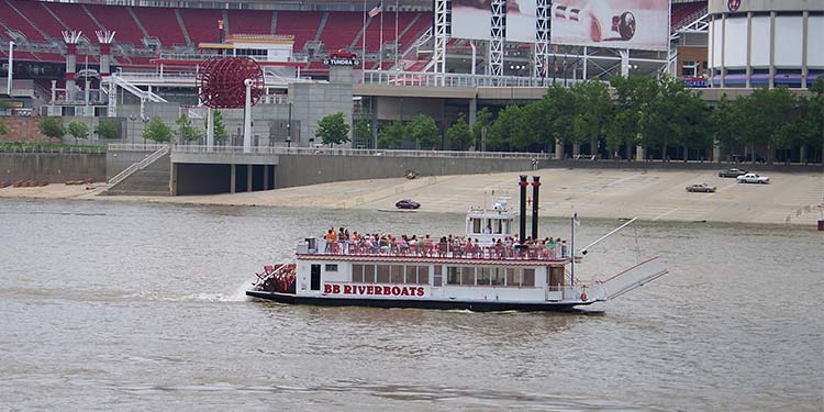 Riverboat Cruise in Cincinnati