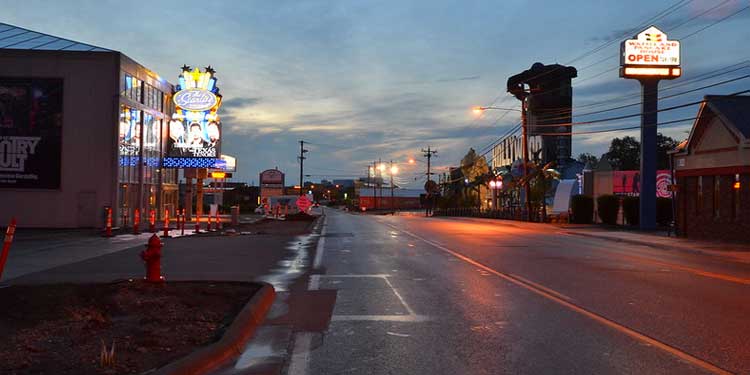 Stroll Around the Historic Downtown Branson 