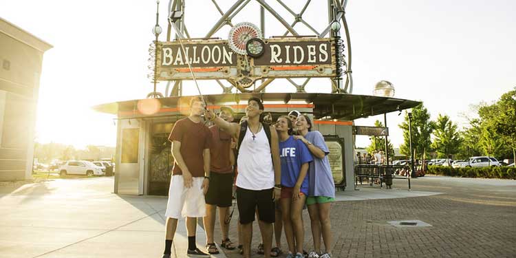 Take a Balloon Ride at the Parakeet Pete’s Steampunk Balloon