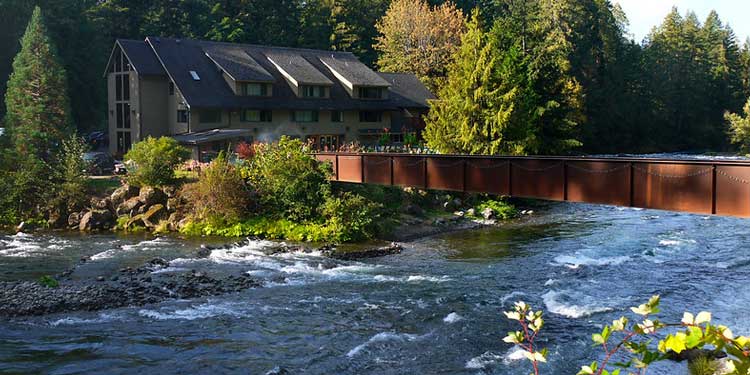 Belknap Hot Springs and Resort