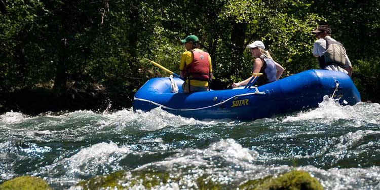 Go Fishing and White Water Rafting at the North Umpqua River 