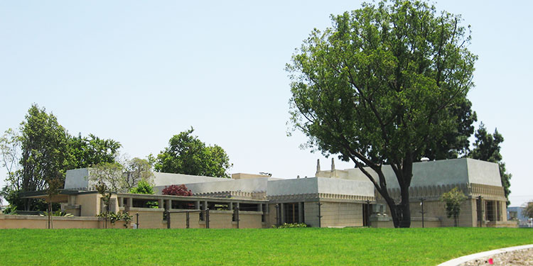 Barnsdall Art Park