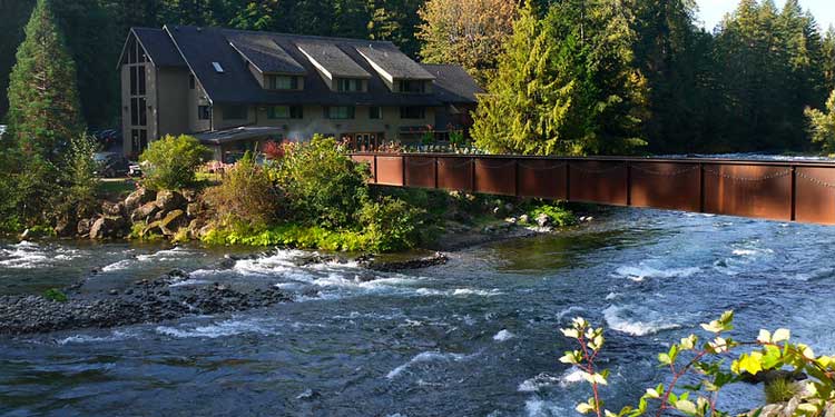 Belknap Hot Springs Resort